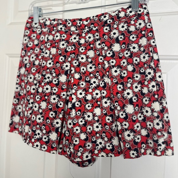 NWT Zara TRF Floral Print Pleated Shorts S - Picture 7 of 12